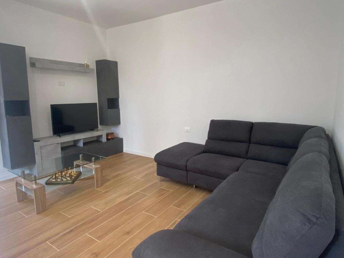 Villa The Swan - Composed By 2 Apartments Mandello del Lario Εξωτερικό φωτογραφία