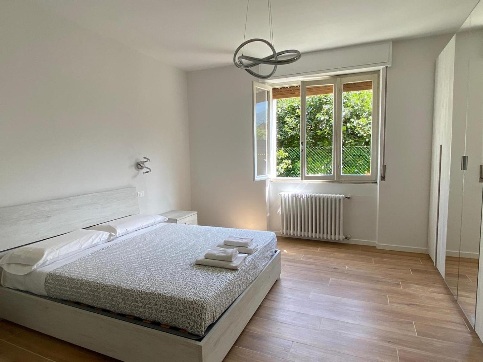 Villa The Swan - Composed By 2 Apartments Mandello del Lario Εξωτερικό φωτογραφία