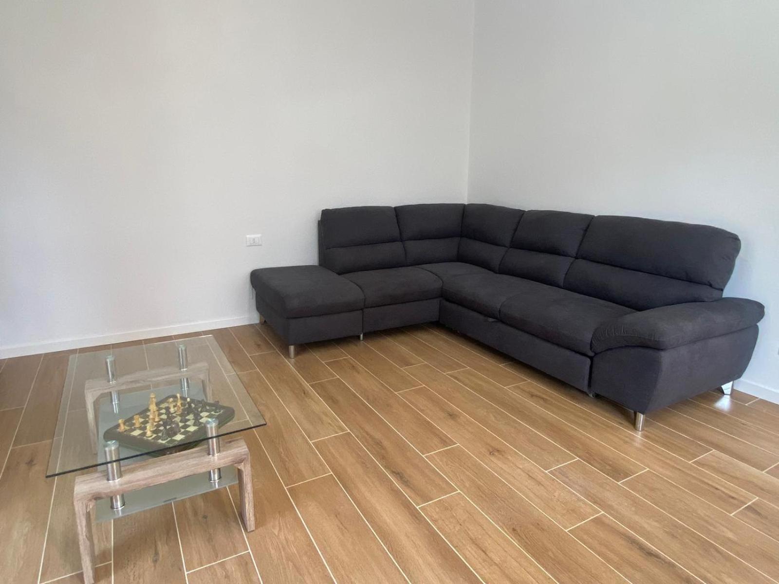 Villa The Swan - Composed By 2 Apartments Mandello del Lario Εξωτερικό φωτογραφία